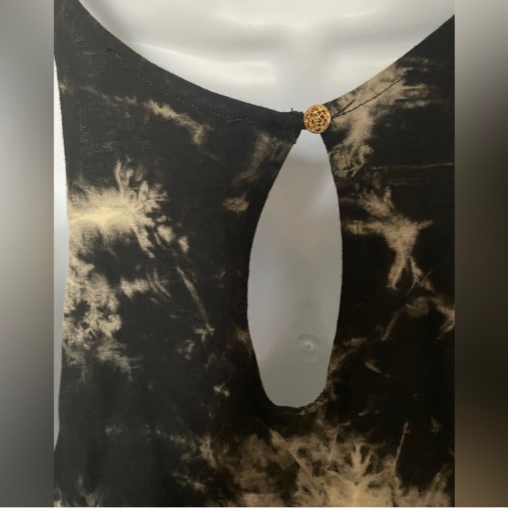 Tank top - Picture 3 of 5